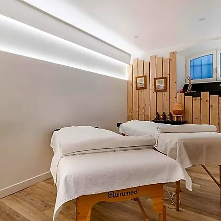 & Espace Bien-etre La Maison Du Lierre Отель 3*
