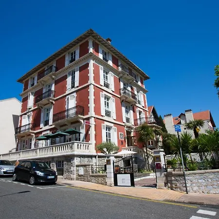 & Espace Bien-etre La Maison Du Lierre 호텔 3*