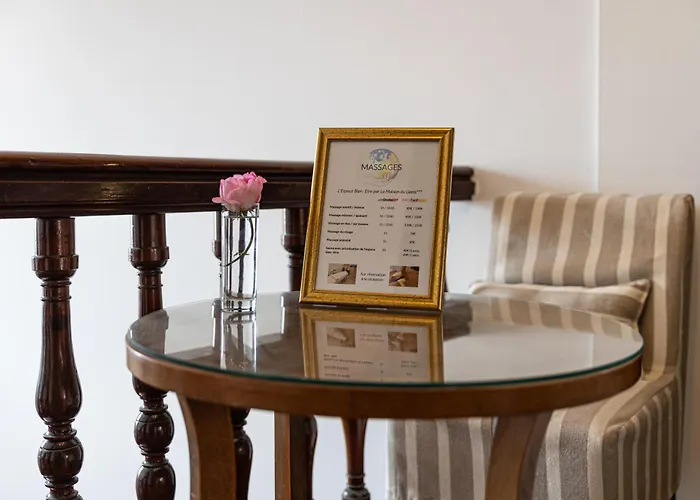 & Espace Bien-etre La Maison Du Lierre Hotell 3*