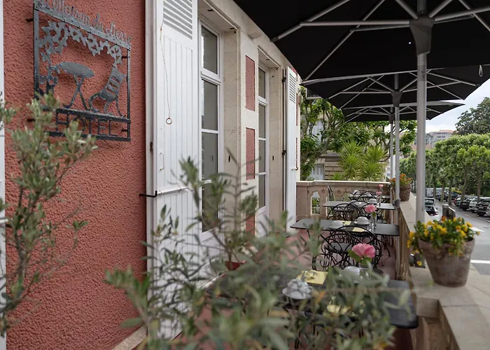 & Espace Bien-etre La Maison Du Lierre Szálloda 3*