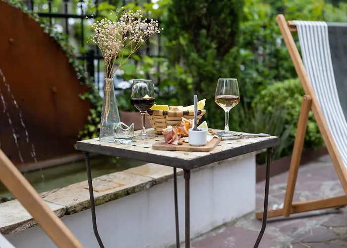 & Espace Bien-etre La Maison Du Lierre Hotell 3*